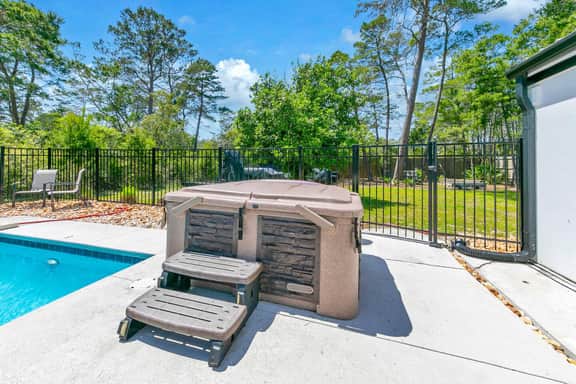 Surf Shack, Pool, Hot Tub, Golf Cart, Beach, Bikes