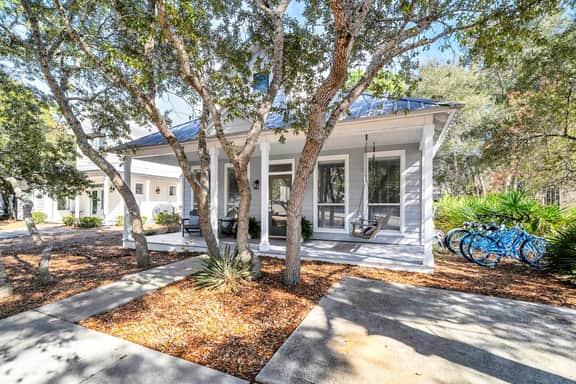 Private Deeded Beach, Golf Cart, Dogs, Bikes