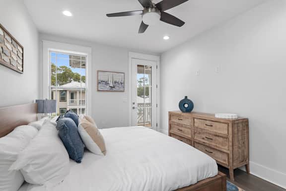 30A, Bikes, Tram to Deeded Beach Access, Pool