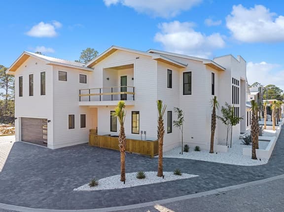 Private Heated Pool, Pet friendly, Bikes, LSV